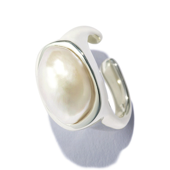 【本日公開】最新コラボ＆セレクトアイテム登場「五明祐子さんの『旅』に連れていきたい愛着ワードローブ」