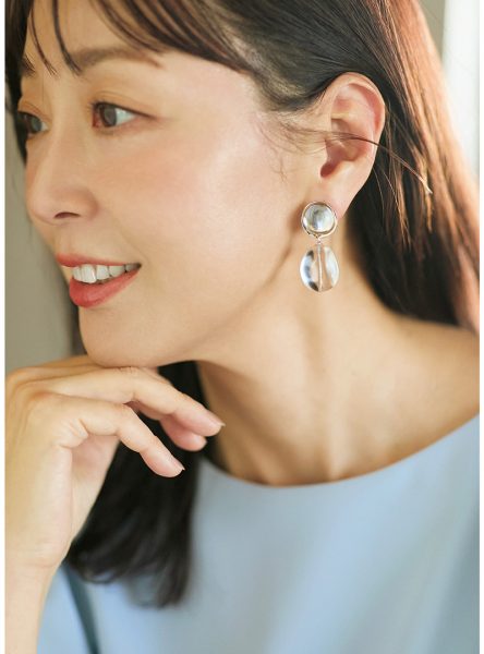 【40代・50代 コーデ】きれいめ派・谷島さん＆カジュアル派・山崎さん初夏のおしゃれ計画！ éclat2026年6月号特集