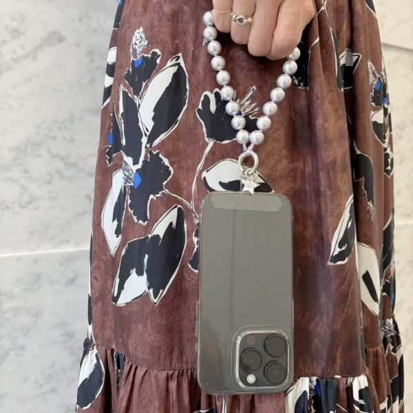 昨年即完した「CADEAUX PLUS（カドープラス）」のスマホストラップ｜新型＆Marisol先行カラー販売開始！