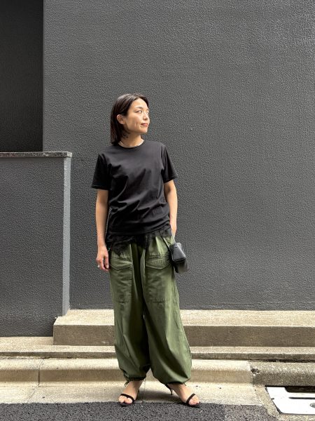 累計5000枚ヒット!スタイリスト松村純子さんコラボ「大人Tシャツ」今年はこう着る!