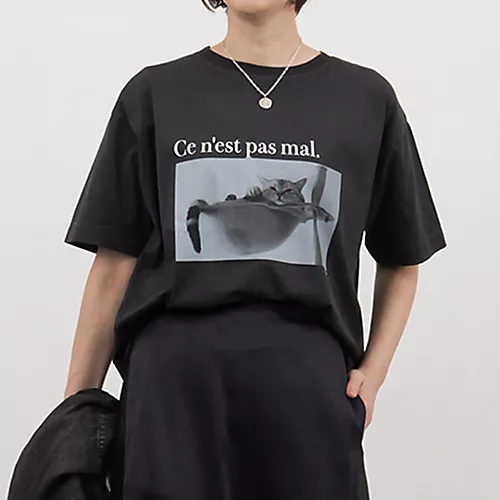 E by eclatAlain CAT Tシャツ￥7,700