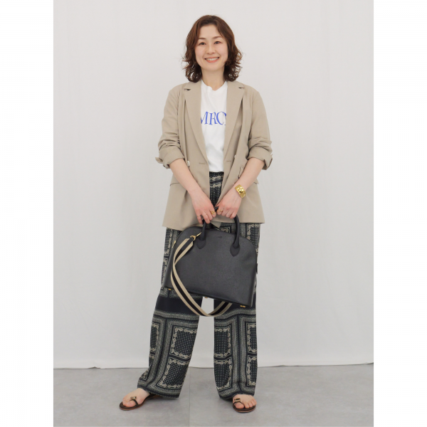 GW明けの通勤、何着る？の答え。「夏まで使える接触冷感ジャケット」を美女組が着回し！【40代ファッション】