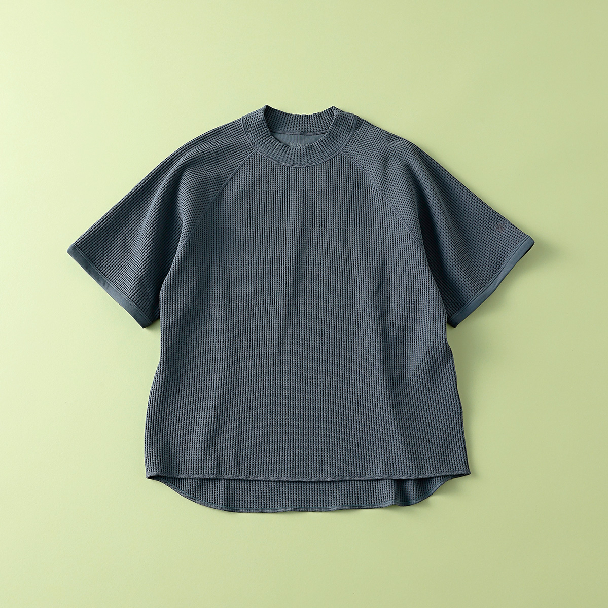 気分も着映え力も、アガるものだけ♡ハピプラストア厳選！大人に似合うTシャツ図鑑