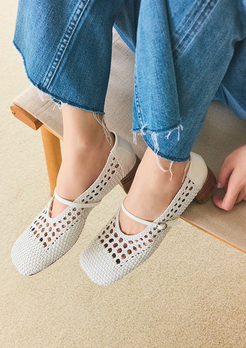 フォルム美人なスウェット×女っぽ靴でつくる初夏の6Style