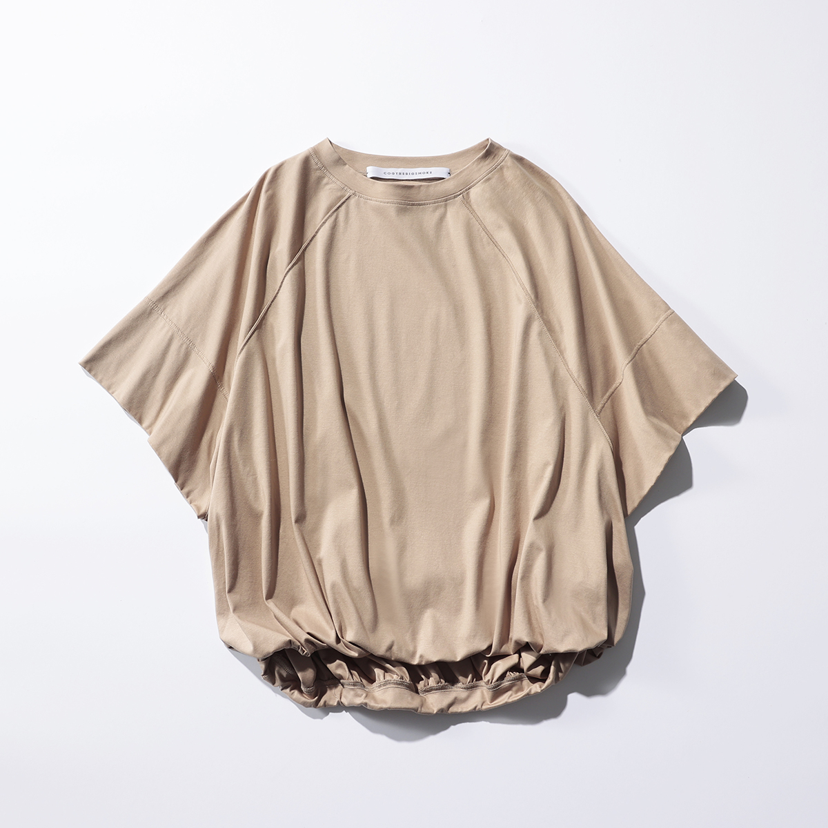 フォルム美人なスウェット×女っぽ靴でつくる初夏の6Style