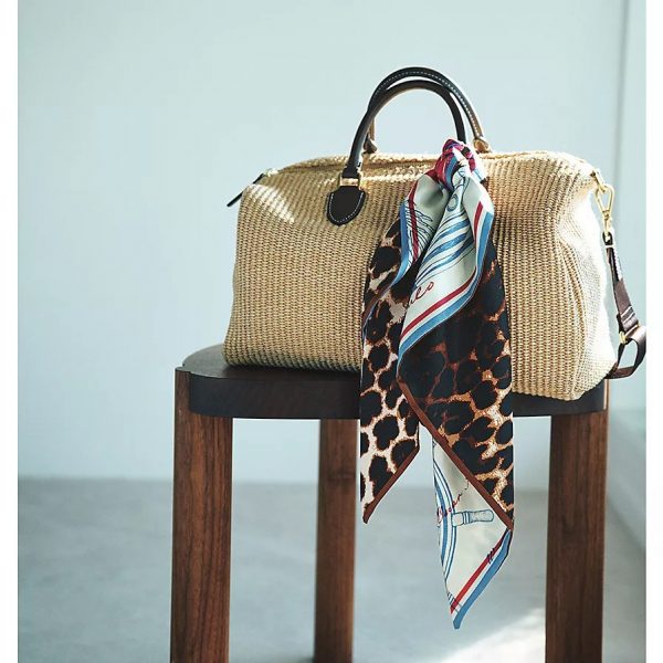 manipuri【五明祐子さん別注】三角スカーフ¥16,500