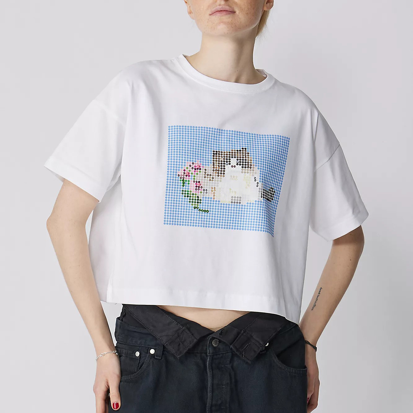MUVEIL・キャットプリント刺繍Tシャツ・¥33,000