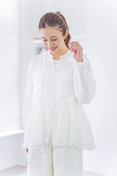 12closet【洗える】涼しい長袖ピンタックブラウス￥16,940 ￥7,623