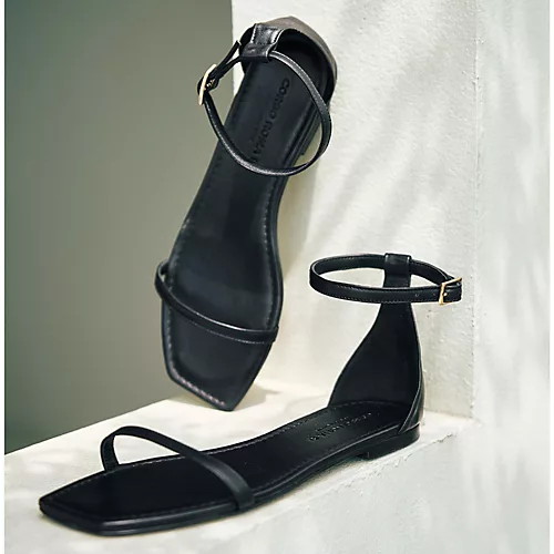 CORSO ROMA,9ストラップサンダル¥23,100
