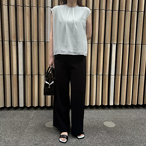 E by eclatシアーレイヤード冷感Tブラウス￥17,600