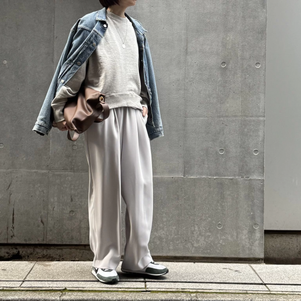 E by eclat【とろみ】タックパンツ￥17,600