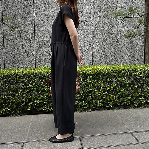 E by eclat【選べる着丈】浅Vネック遮熱オールインワン¥24,200