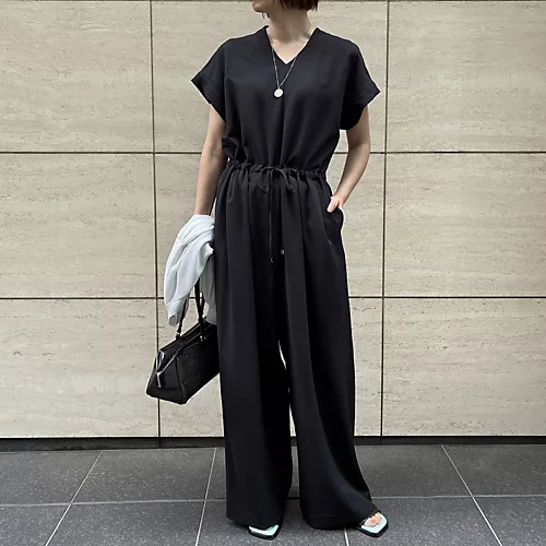 E by eclat【選べる着丈】浅Vネック遮熱オールインワン¥24,200