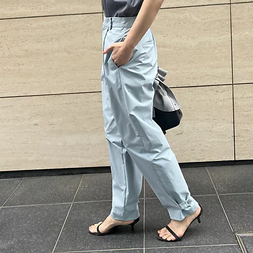 E by eclat冷感撥水テーパードパンツ￥20,350
