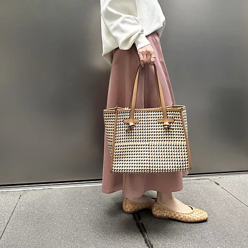 GIANNI CHIARINIMARCELLA／モザイク柄トートバッグ￥50,600