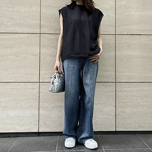 E by eclatシアーレイヤード冷感Tブラウス￥17,600