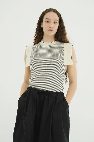 LANESQUARE SLEEVE KNIT TOPS¥13,200