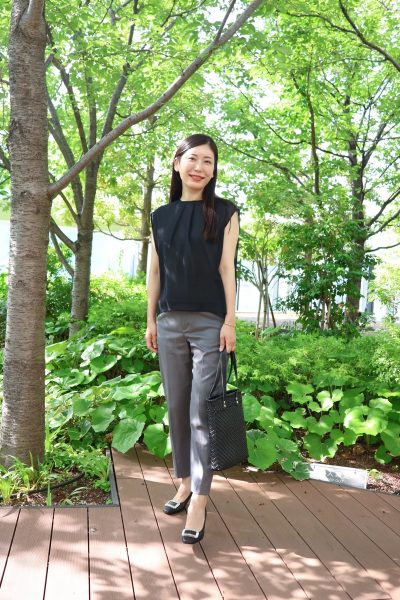【エクラ 華組 與儀加奈子さん】TASAKIとヴァンクリーフで楽しむ【E by eclatの黒ブラウス】シアー冷感素材で涼しく快適!