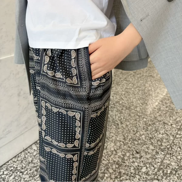 【Instagramフォロー&いいねでプレゼント】M7daysの「【洗える】ペイズリー×ドットプリントワイドパンツ」
