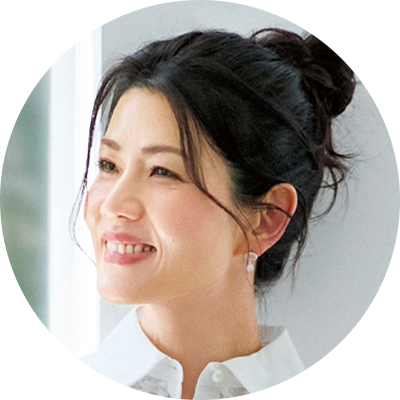 E by éclatの夏名品、着比べました!168cmと159cmでわかるリアルな着こなし比較 éclat premium2026年8月号特集