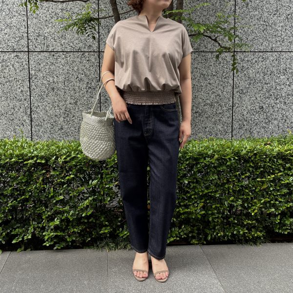 E by eclatキーネック裾ギャザートップス￥15,400