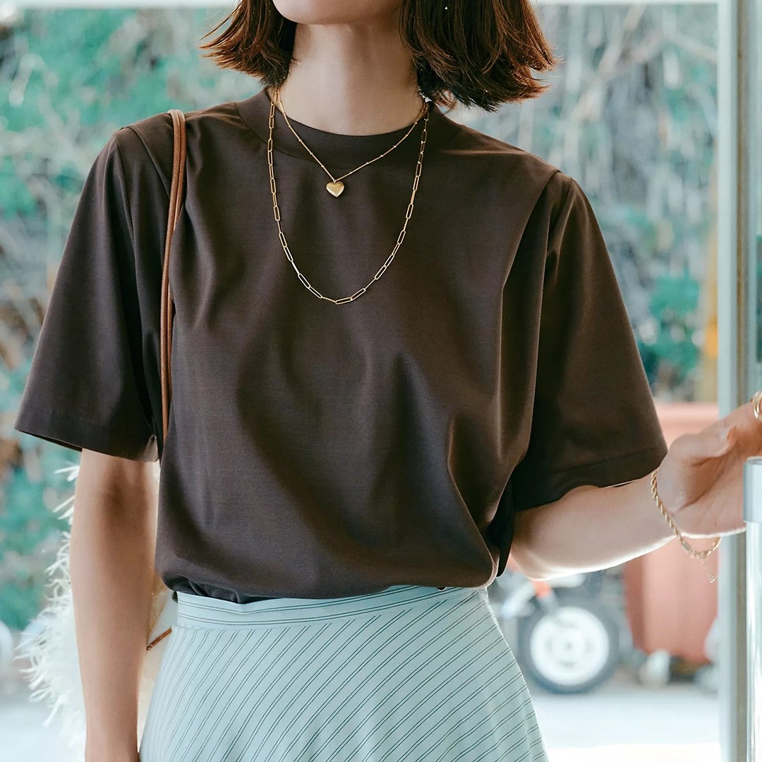 Crew Neck Pleat Shoulder T