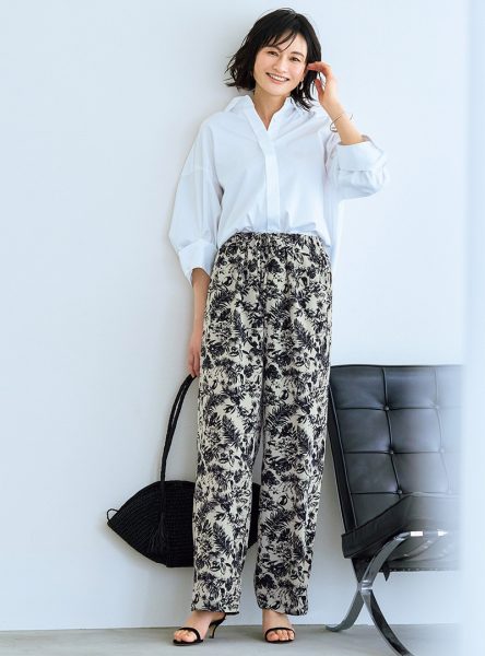 夏のムードに似合う服|猛暑でも快適。大人のための涼しい高機能アイテム4選 éclat premium2026年8月号特集