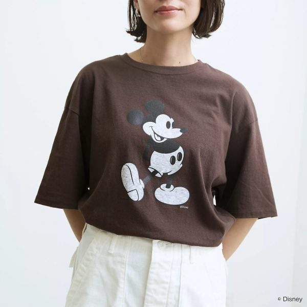 Americana 【LEEマルシェ20th別注】【洗える】Mickey Print TEE(バッヂ付)¥10,450