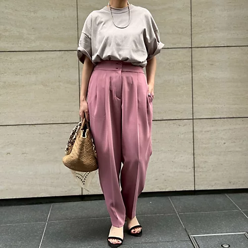 E by eclat【とろみ】究極のテーパードパンツ￥17,600