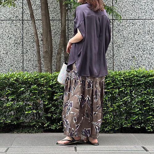 DRESS HERSELFシルク混ブラウス¥27,500