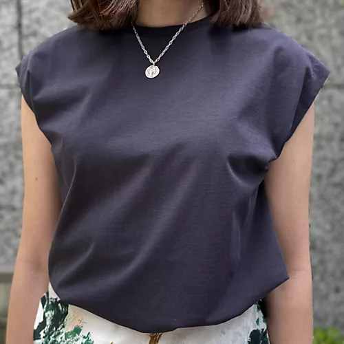 YLEVEオーガニックコットンバイオノースリーブ¥13,200