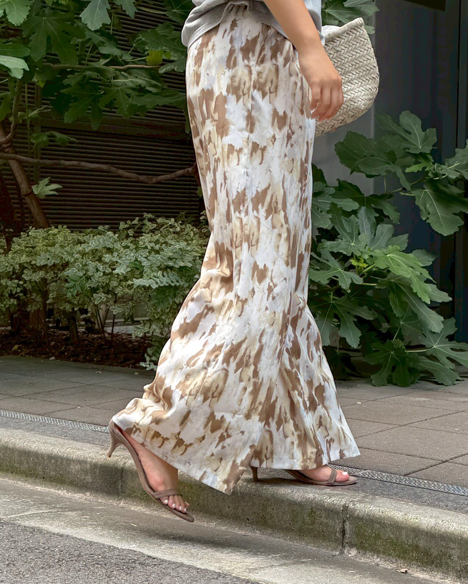 柄パンツって意外と簡単！スタッフが教える大人の着こなし術