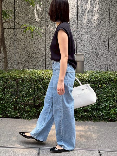 暑くても、デニムが履きたい!Healthy DENIM の人気モデルから夏用快適イージーデニムが新登場【40代ファッション】