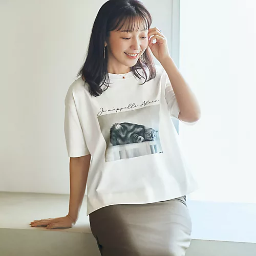E by eclatAlain CAT Tシャツ
