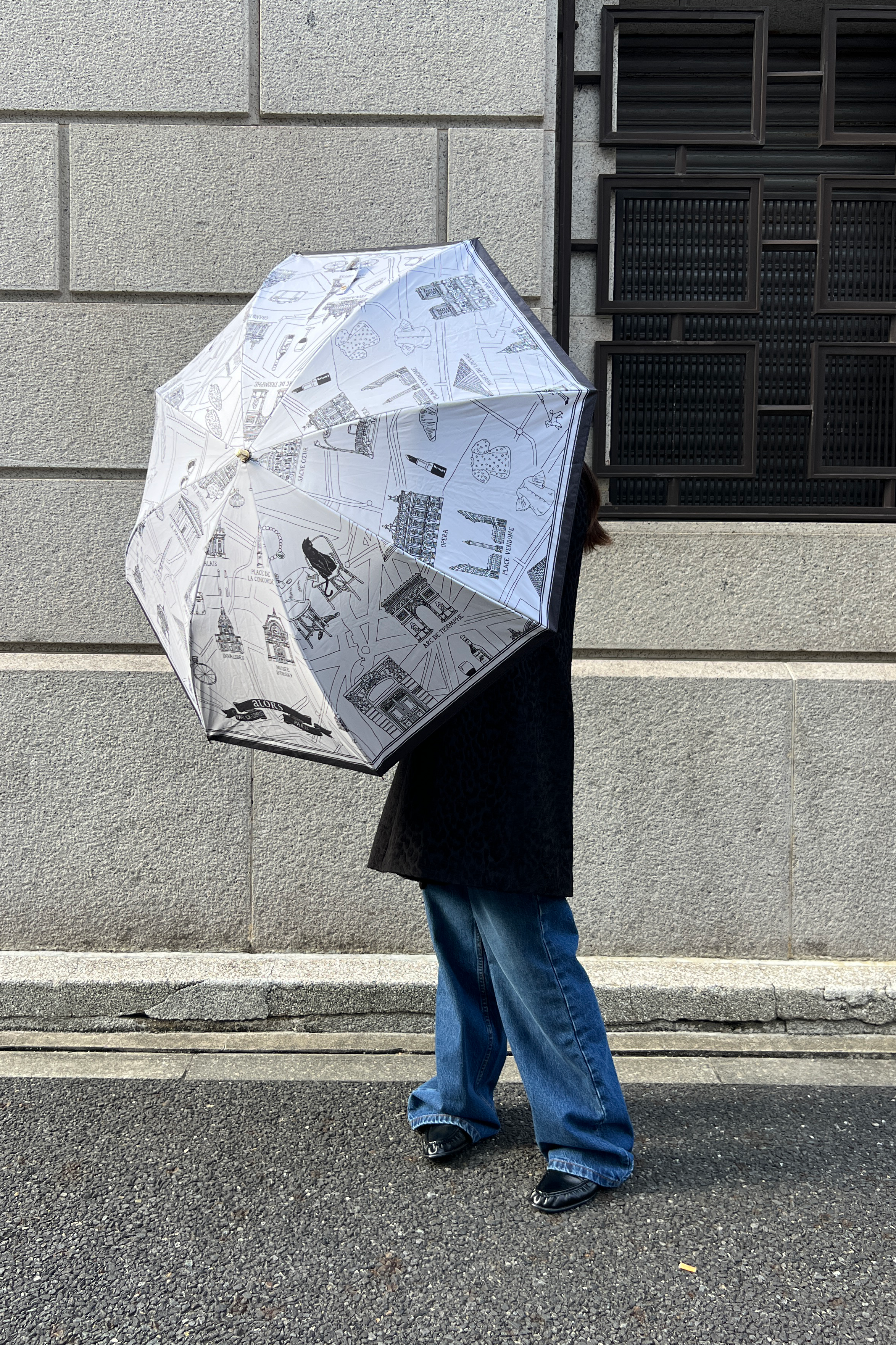 ＼期間限定／いま、話題のブランドaLORS（アロー）から、パリの街並みがモチーフの晴雨兼用傘と、スカーフが登場！【40代ファッション】