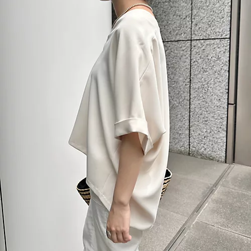 E by eclat【とろみ】Vネックブラウス¥12,100
