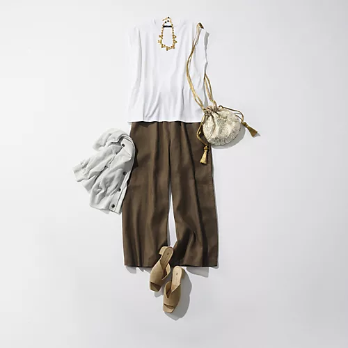 CECILE ET JEANNE×eclatエマイユ ノワール ペタルネックレス￥88,000