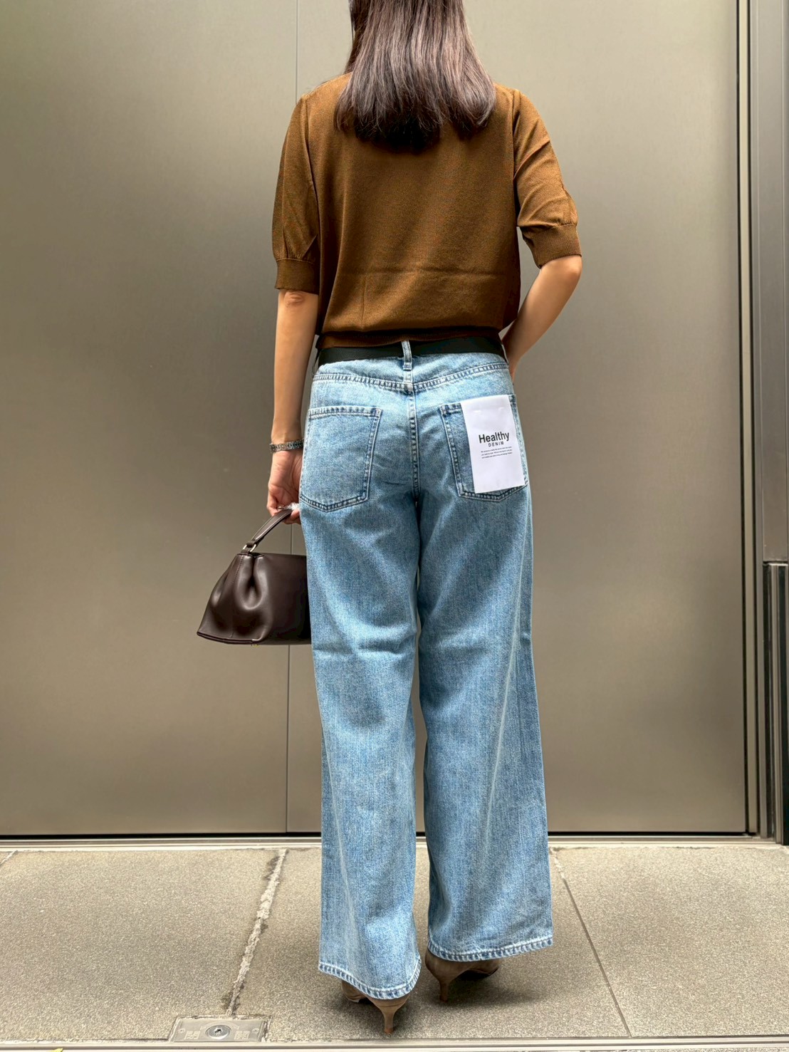 暑くても、デニムが履きたい!Healthy DENIM の人気モデルから夏用快適イージーデニムが新登場【40代ファッション】