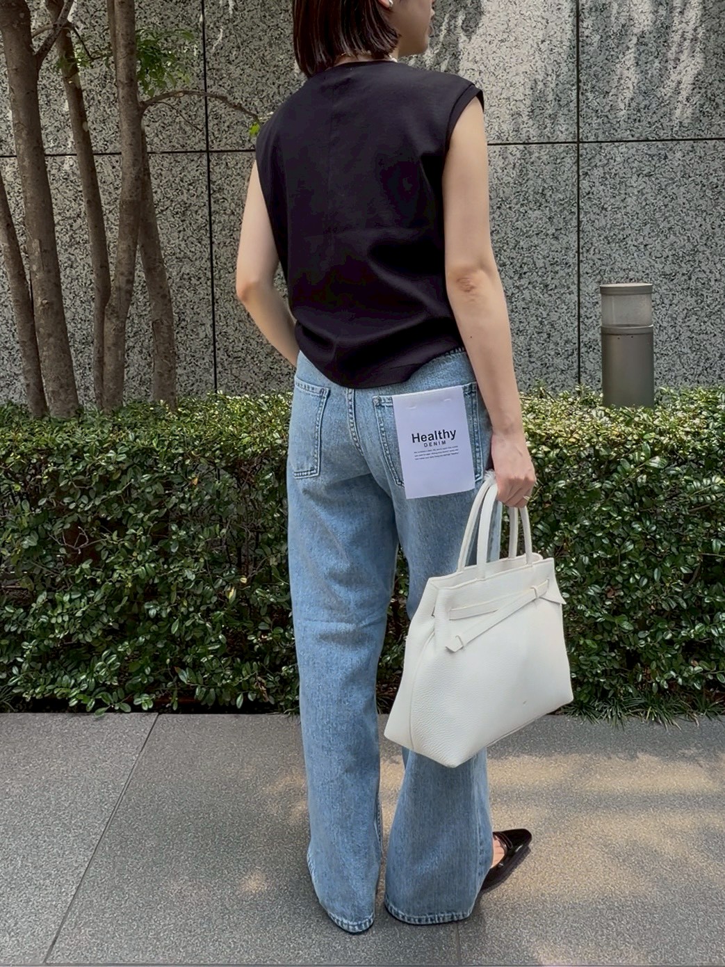 暑くても、デニムが履きたい!Healthy DENIM の人気モデルから夏用快適イージーデニムが新登場【40代ファッション】