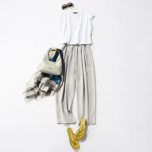 LAUREN RALPH LAURENレザートングサンダル¥14,300