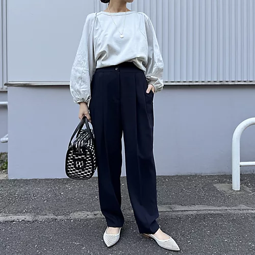 E by eclat【とろみ】究極のテーパードパンツ￥17,600