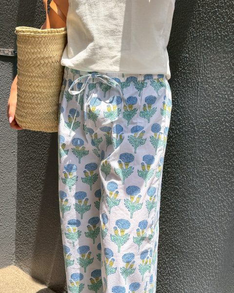 柄パンツって意外と簡単！スタッフが教える大人の着こなし術