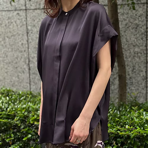 DRESS HERSELFシルク混ブラウス¥27,500
