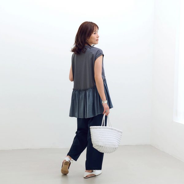 12closet【洗える】異素材切り替えフレンチTシャツ¥12,100 コーデ2