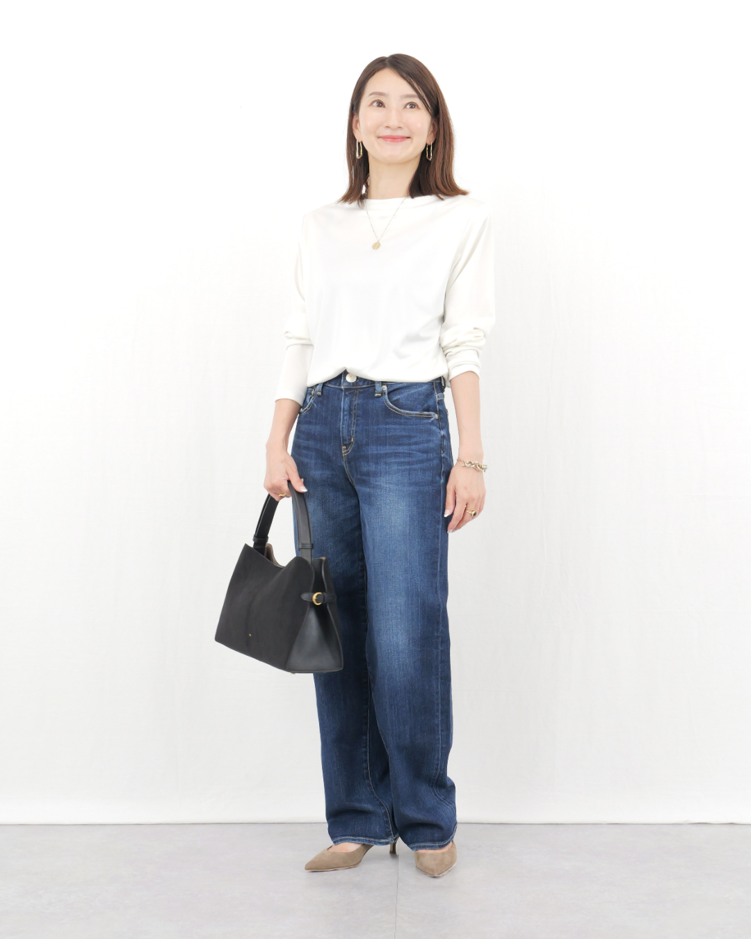 ボウタイブラウス、どう結ぶ?スタイリスト池田 敬さんに教わる大人の着こなし術【2026年秋40代ファッション】