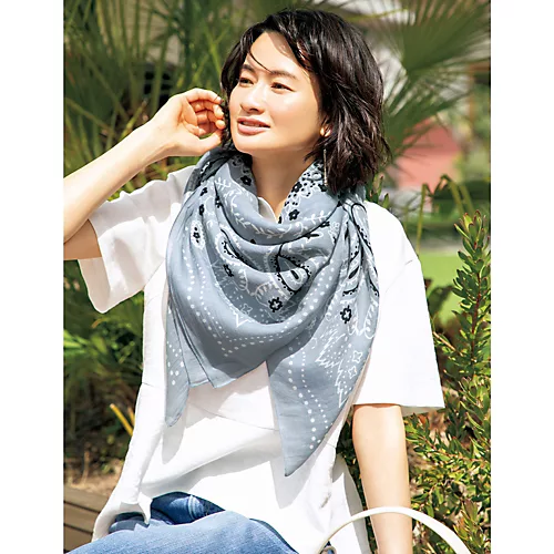 manipuri×eclatシルク混スカーフ¥15,400(