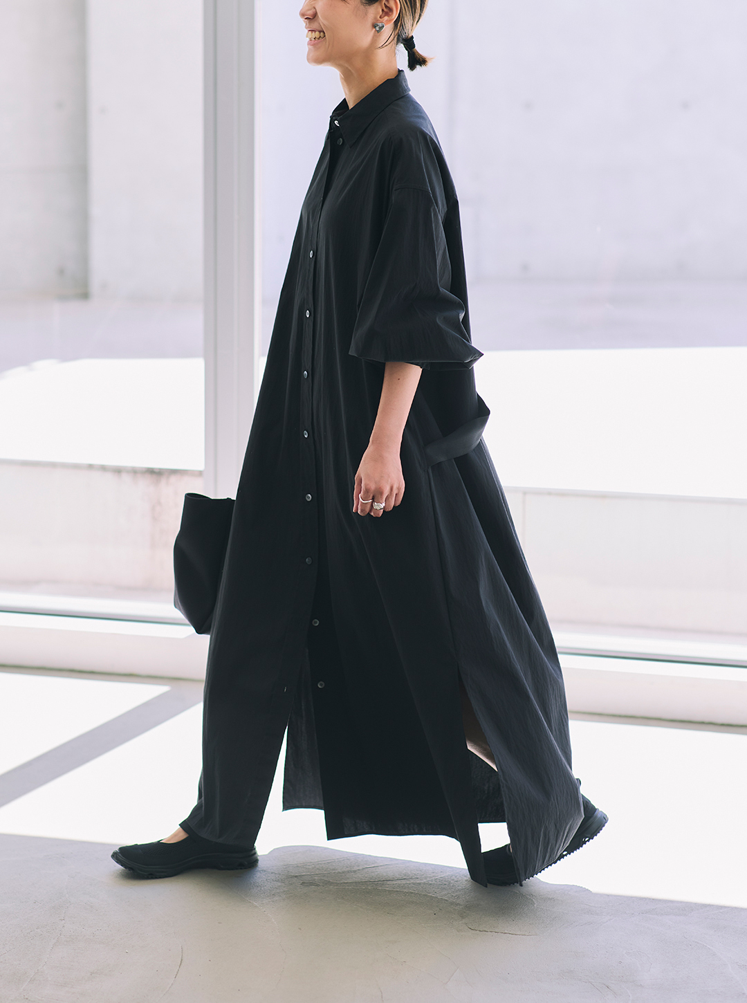 夏の終わりから秋に効く! 大人のための「モノトーン」最新LOOK7