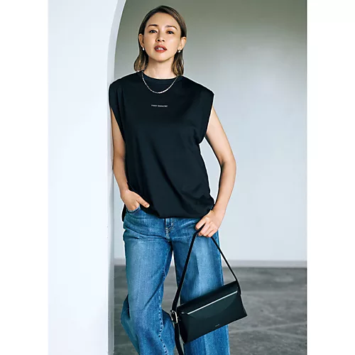 THIRD MAGAZINE×eclatロゴ刺繍ノースリーブ¥14,300