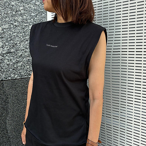THIRD MAGAZINE×eclatロゴ刺繍ノースリーブ¥14,300
