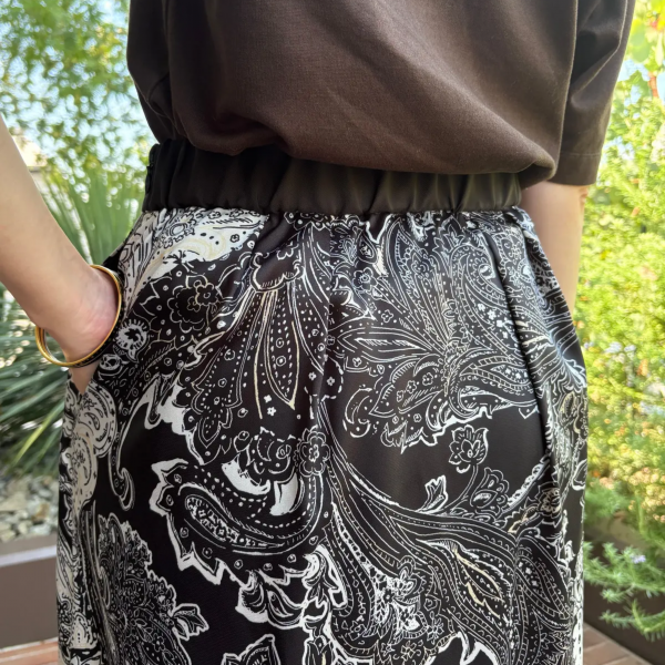 ADORE×eclat【別注】ペイズリープリントスカート¥44,000